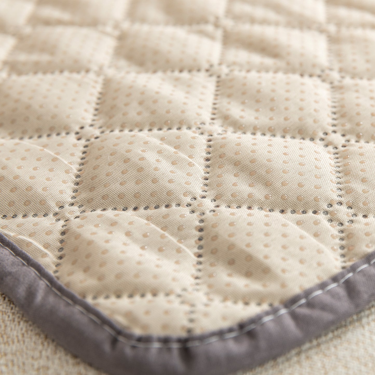 New cross-border water-repellent pet sofa cushion with pillow Factory direct sales Four seasons universal cat bed dog bed pet cushion