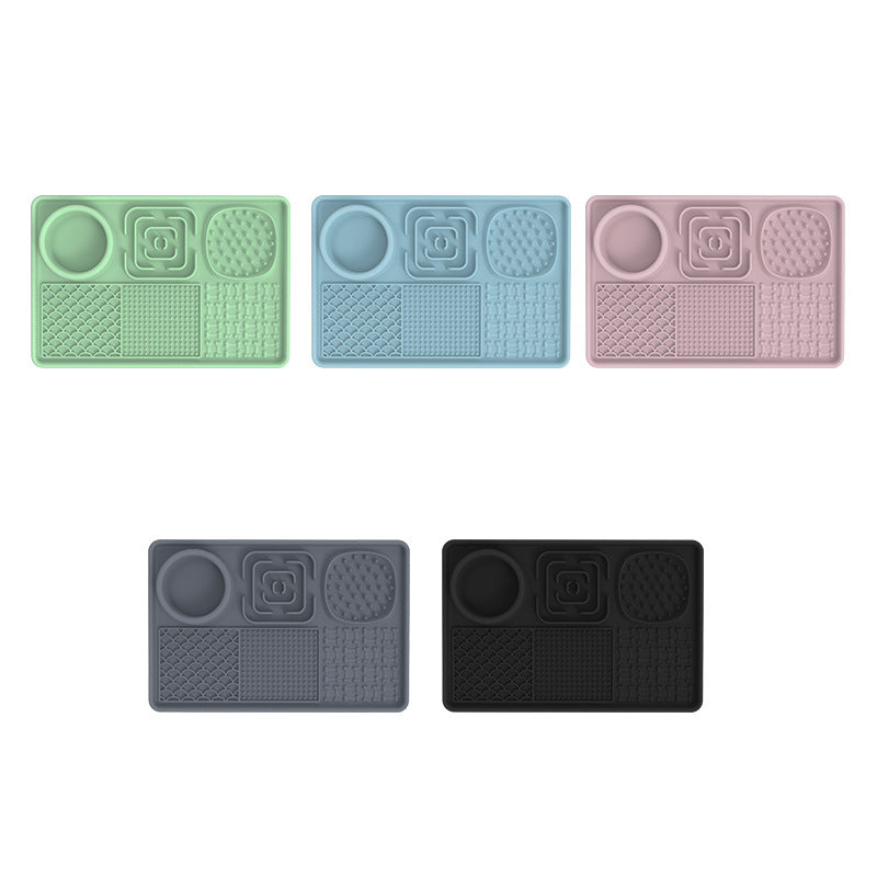 Cross-border popular silicone pet licking mat pet food utensils dog licking mat placemat suction cup slow feeding mat dog slow feeding mat
