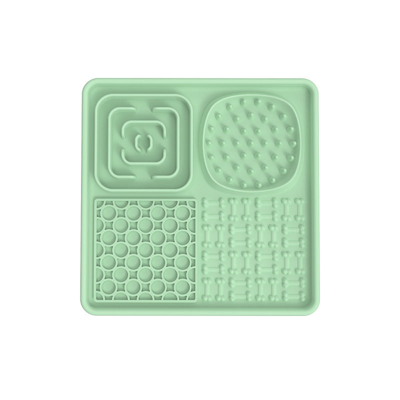 Cross-border popular silicone pet licking mat pet food utensils dog licking mat placemat suction cup slow feeding mat dog slow feeding mat