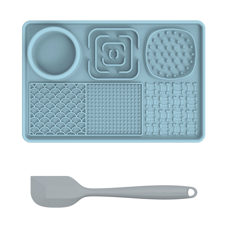 Cross-border popular silicone pet licking mat pet food utensils dog licking mat placemat suction cup slow feeding mat dog slow feeding mat