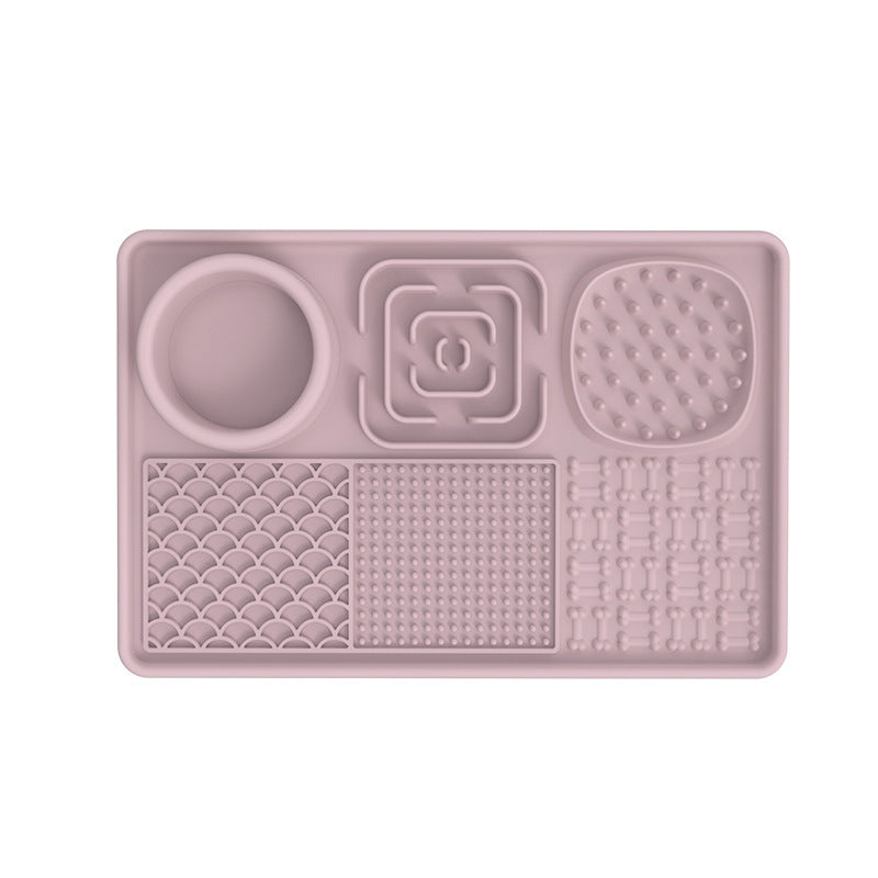 Cross-border popular silicone pet licking mat pet food utensils dog licking mat placemat suction cup slow feeding mat dog slow feeding mat
