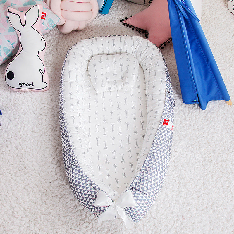 Cross-border folding removable and washable pressure-proof crib mid-bed bionic full detachable baby pillow travel crib