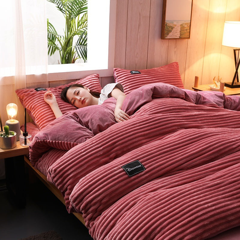 Thickened autumn and winter magic velvet four-piece set, double-sided warm crystal velvet duvet cover and pillowcase, single and double fitted sheet set